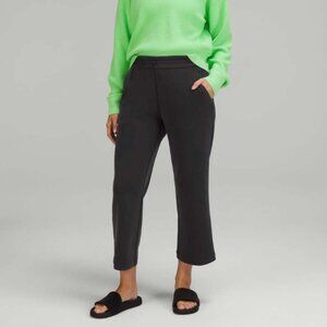 Lululemon Black Softstreme High-Rise Straight Leg Crop  Women's Size 14